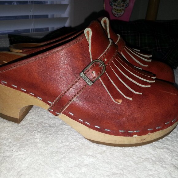 Vintage 1980s MIA Swedish Wood Clogs - Picture 6 of 14